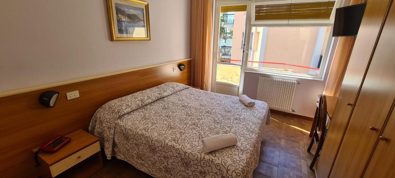 Hotel Colibrì Finale Ligure Exterior foto