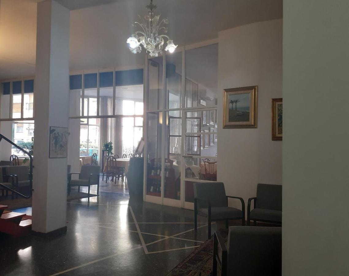 Hotel Colibrì Finale Ligure Exterior foto